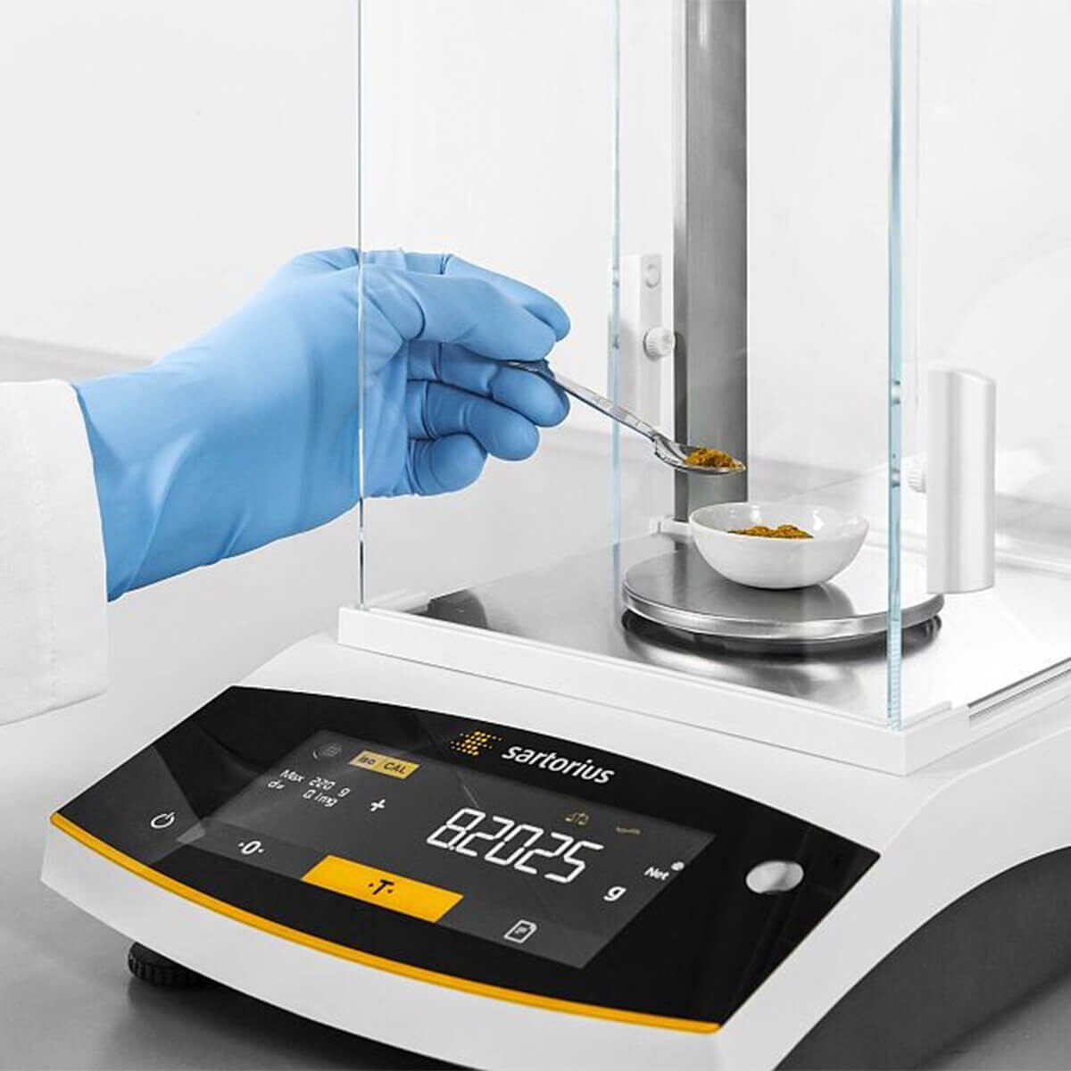Sartorius Entris® II, in use